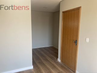 Sobrado Para Vender com 3 quartos 3 suítes no bairro Villa Verde em Franco Da Rocha