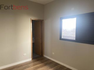 Sobrado Para Vender com 3 quartos 3 suítes no bairro Villa Verde em Franco Da Rocha