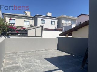 Sobrado Para Vender com 3 quartos 3 suítes no bairro Villa Verde em Franco Da Rocha