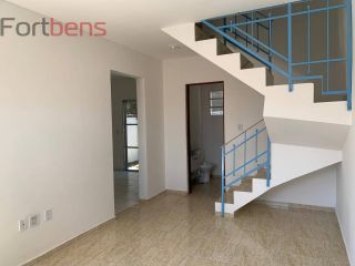 Sobrado Para Vender com 2 quartos no bairro Chácaras São José em Franco Da Rocha