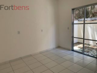 Sobrado Para Vender com 2 quartos no bairro Chácaras São José em Franco Da Rocha