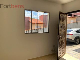 Sobrado Para Vender com 2 quartos no bairro Chácaras São José em Franco Da Rocha