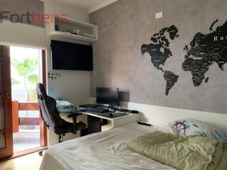 Sobrado Para Vender com 4 quartos 1 suítes no bairro Nova Caieiras em Caieiras