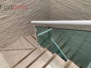 Sobrado Para Vender com 4 quartos 1 suítes no bairro Nova Caieiras em Caieiras