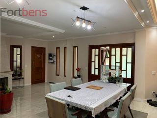 Sobrado Para Vender com 4 quartos 1 suítes no bairro Nova Caieiras em Caieiras