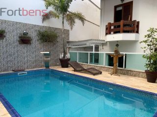 Sobrado Para Vender com 4 quartos 1 suítes no bairro Nova Caieiras em Caieiras