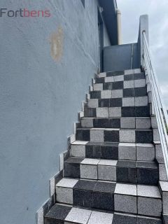 Imóvel Comercial Para Alugar no bairro Jardim Vassouras em Francisco Morato