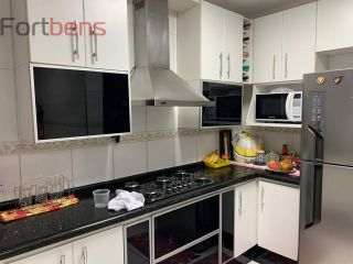 Sobrado Para Vender com 2 quartos no bairro Nova Era em Caieiras