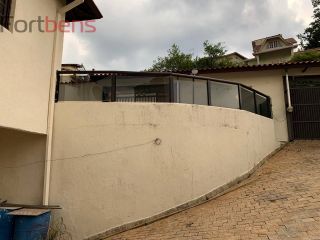 Casa Para Vender com 4 quartos 1 suítes no bairro Região Central em Caieiras