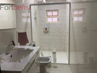 Casa Para Vender com 4 quartos 1 suítes no bairro Região Central em Caieiras