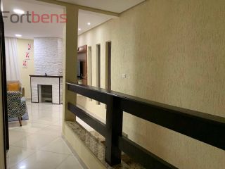 Casa Para Vender com 4 quartos 1 suítes no bairro Região Central em Caieiras