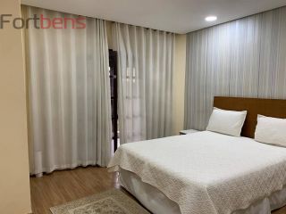 Casa Para Vender com 4 quartos 1 suítes no bairro Região Central em Caieiras