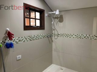 Casa Para Vender com 4 quartos 1 suítes no bairro Região Central em Caieiras