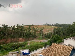 Casa Para Vender com 4 quartos 1 suítes no bairro Região Central em Caieiras