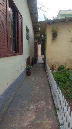 Casa Para Vender com 4 quartos no bairro Região Central em Caieiras