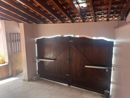 Casa Para Vender com 3 quartos 1 suítes no bairro Laranjeiras em Caieiras