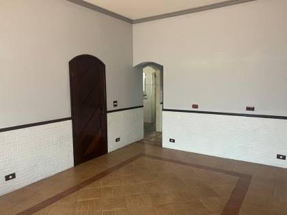 Casa Para Vender com 3 quartos 1 suítes no bairro Laranjeiras em Caieiras