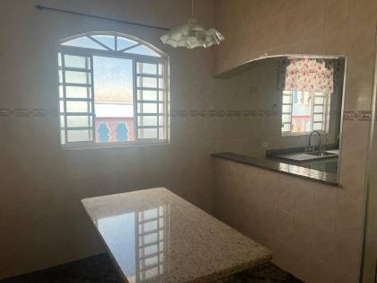 Casa Para Vender com 3 quartos 1 suítes no bairro Laranjeiras em Caieiras