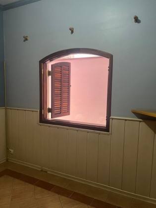 Casa Para Vender com 3 quartos 1 suítes no bairro Laranjeiras em Caieiras