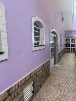 Casa Para Vender com 3 quartos 1 suítes no bairro Laranjeiras em Caieiras