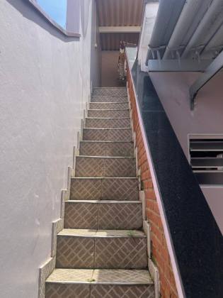 Casa Para Vender com 3 quartos 1 suítes no bairro Laranjeiras em Caieiras