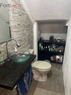 Casa de Condomínio Para Vender com 3 quartos 1 suítes no bairro Nova Caieiras em Caieiras