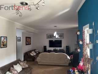 Casa de Condomínio Para Vender com 3 quartos 1 suítes no bairro Nova Caieiras em Caieiras