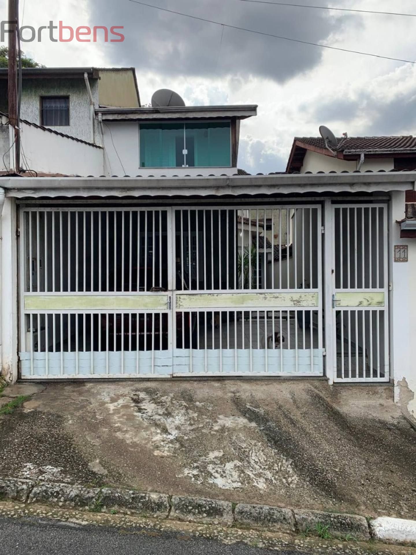 Sobrado Para Vender com 3 quartos no bairro Serpa em Caieiras