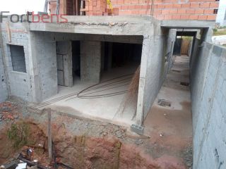 Sobrado Para Vender com 3 quartos 1 suítes no bairro Laranjeiras em Caieiras