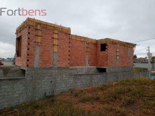 Sobrado Para Vender com 3 quartos 1 suítes no bairro Laranjeiras em Caieiras