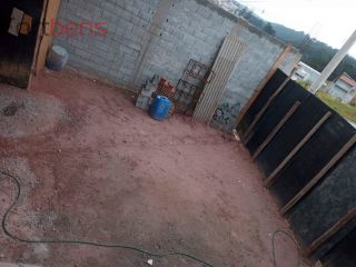 Sobrado Para Vender com 3 quartos 1 suítes no bairro Laranjeiras em Caieiras