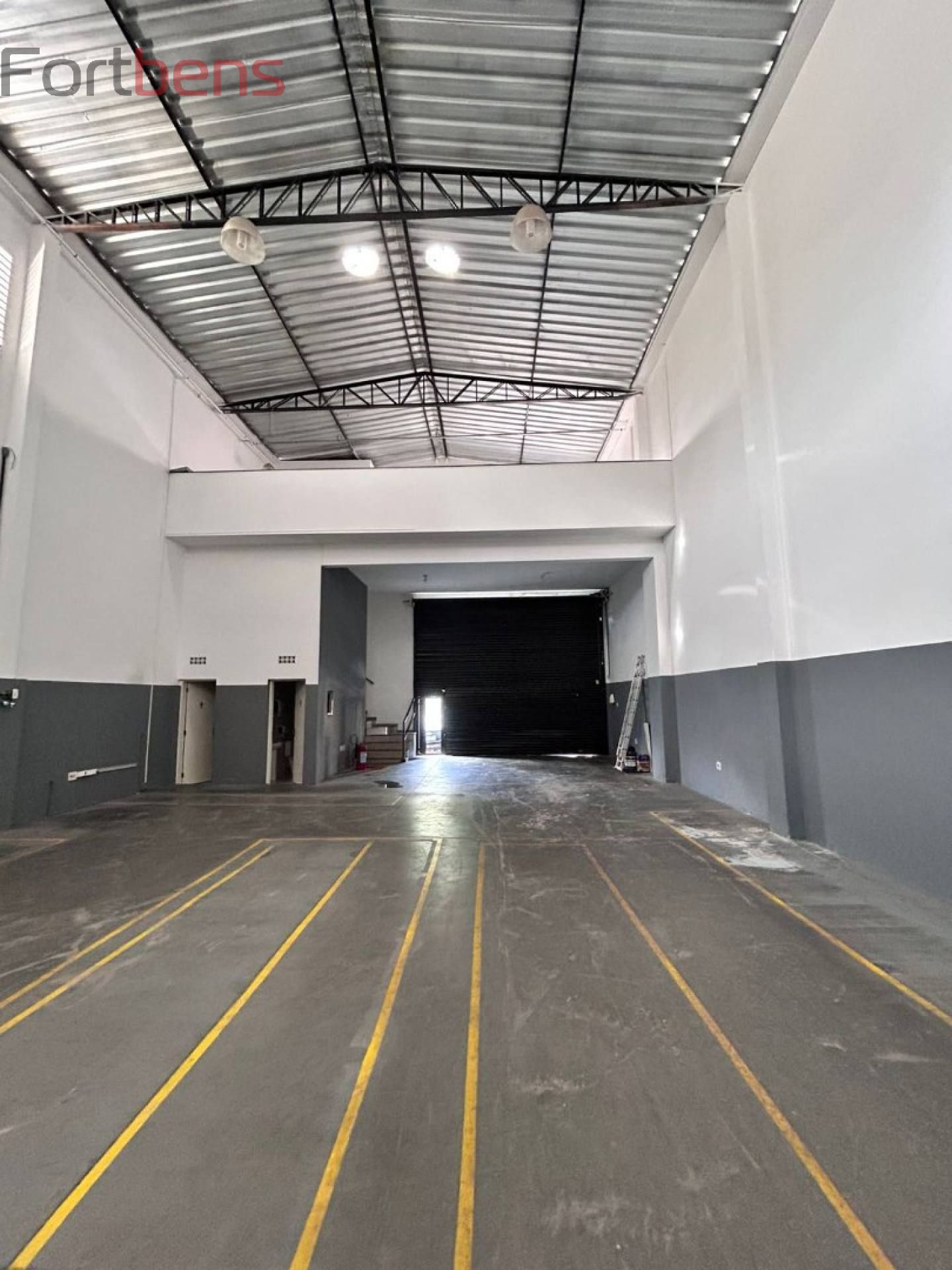 Galpão / Depósito / Armazém Para Alugar no bairro Laranjeiras em Caieiras