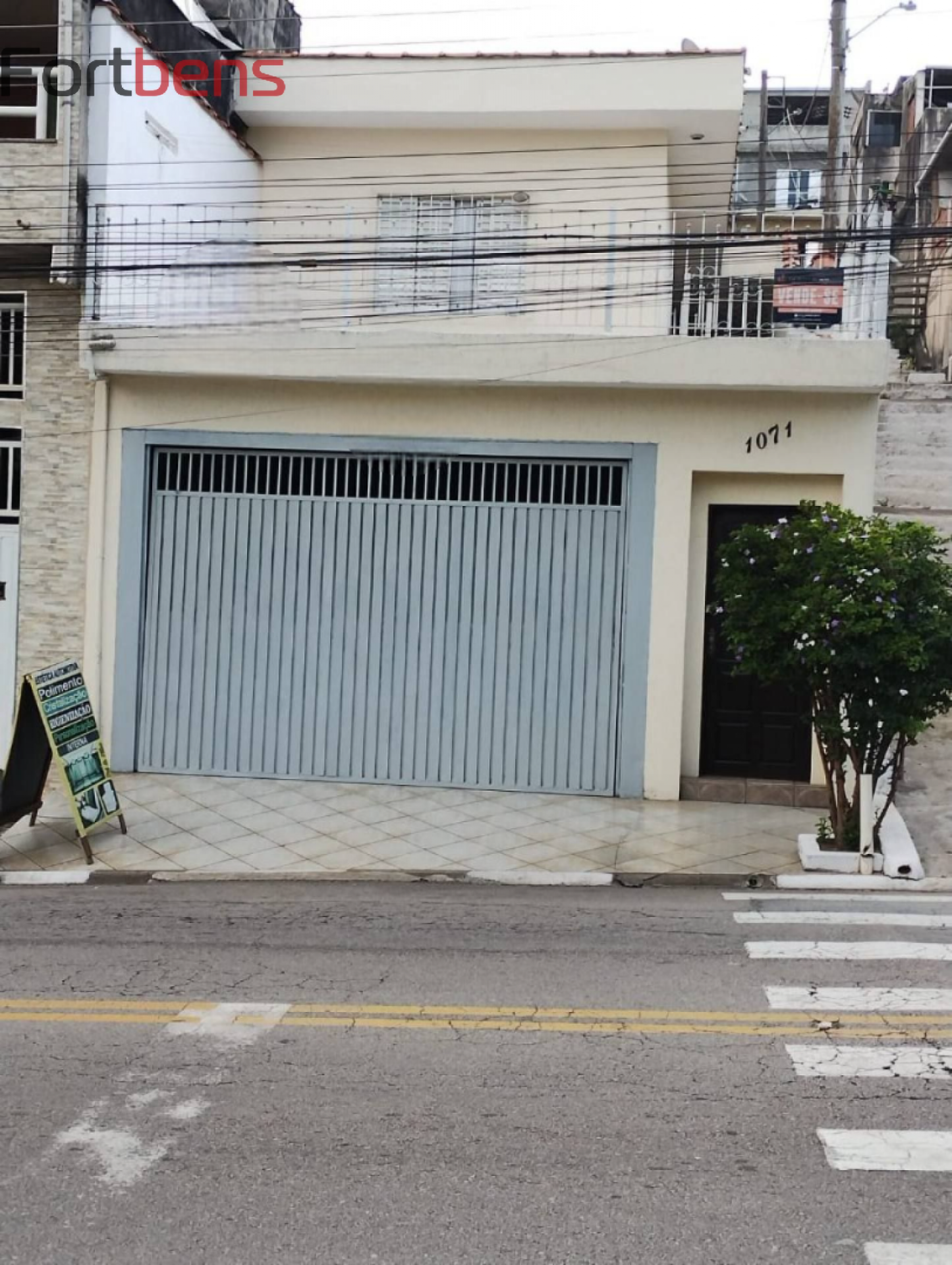 Sobrado Para Vender com 4 quartos no bairro Laranjeiras em Caieiras 