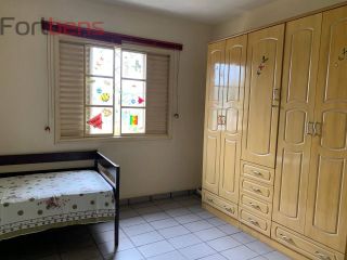 Sobrado Para Vender com 4 quartos no bairro Vila Maggi em Franco Da Rocha