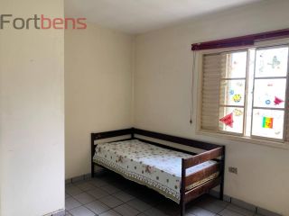 Sobrado Para Vender com 4 quartos no bairro Vila Maggi em Franco Da Rocha