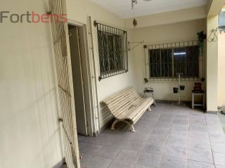 Sobrado Para Vender com 4 quartos no bairro Vila Maggi em Franco Da Rocha