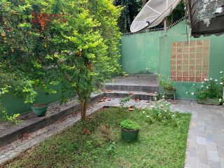 Sobrado Para Vender com 4 quartos no bairro Vila Maggi em Franco Da Rocha