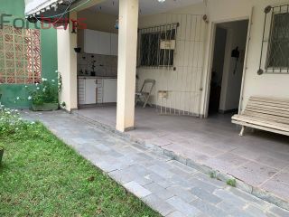 Sobrado Para Vender com 4 quartos no bairro Vila Maggi em Franco Da Rocha