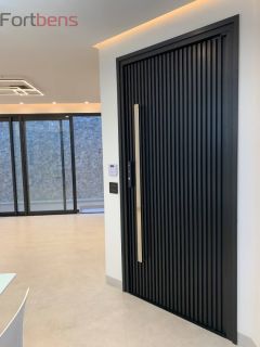 Casa de Condomínio Para Vender com 4 quartos 3 suítes no bairro Nova Caieiras em Caieiras