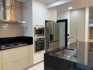 Casa de Condomínio Para Vender com 4 quartos 3 suítes no bairro Nova Caieiras em Caieiras