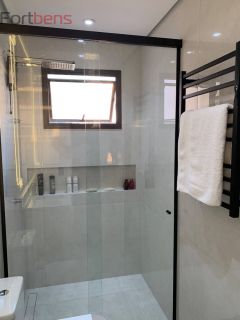 Casa de Condomínio Para Vender com 4 quartos 3 suítes no bairro Nova Caieiras em Caieiras