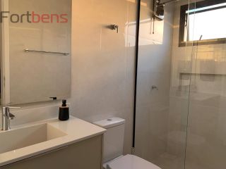 Casa de Condomínio Para Vender com 4 quartos 3 suítes no bairro Nova Caieiras em Caieiras