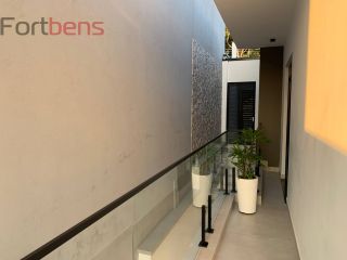 Casa de Condomínio Para Vender com 4 quartos 3 suítes no bairro Nova Caieiras em Caieiras