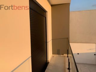 Casa de Condomínio Para Vender com 4 quartos 3 suítes no bairro Nova Caieiras em Caieiras