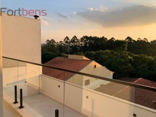 Casa de Condomínio Para Vender com 4 quartos 3 suítes no bairro Nova Caieiras em Caieiras