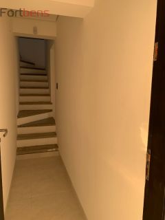 Casa de Condomínio Para Vender com 4 quartos 3 suítes no bairro Nova Caieiras em Caieiras