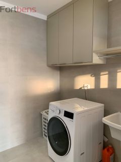 Casa de Condomínio Para Vender com 4 quartos 3 suítes no bairro Nova Caieiras em Caieiras