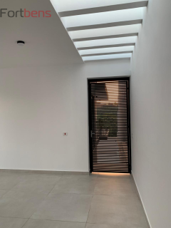 Casa de Condomínio Para Vender com 4 quartos 3 suítes no bairro Nova Caieiras em Caieiras