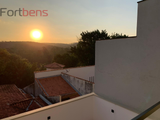 Casa de Condomínio Para Vender com 4 quartos 3 suítes no bairro Nova Caieiras em Caieiras