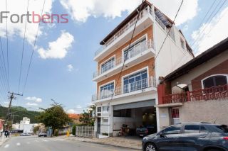 Prédio / Edifício Inteiro Comercial Para Alugar com 15 Salas no bairro Região Central em Caieiras